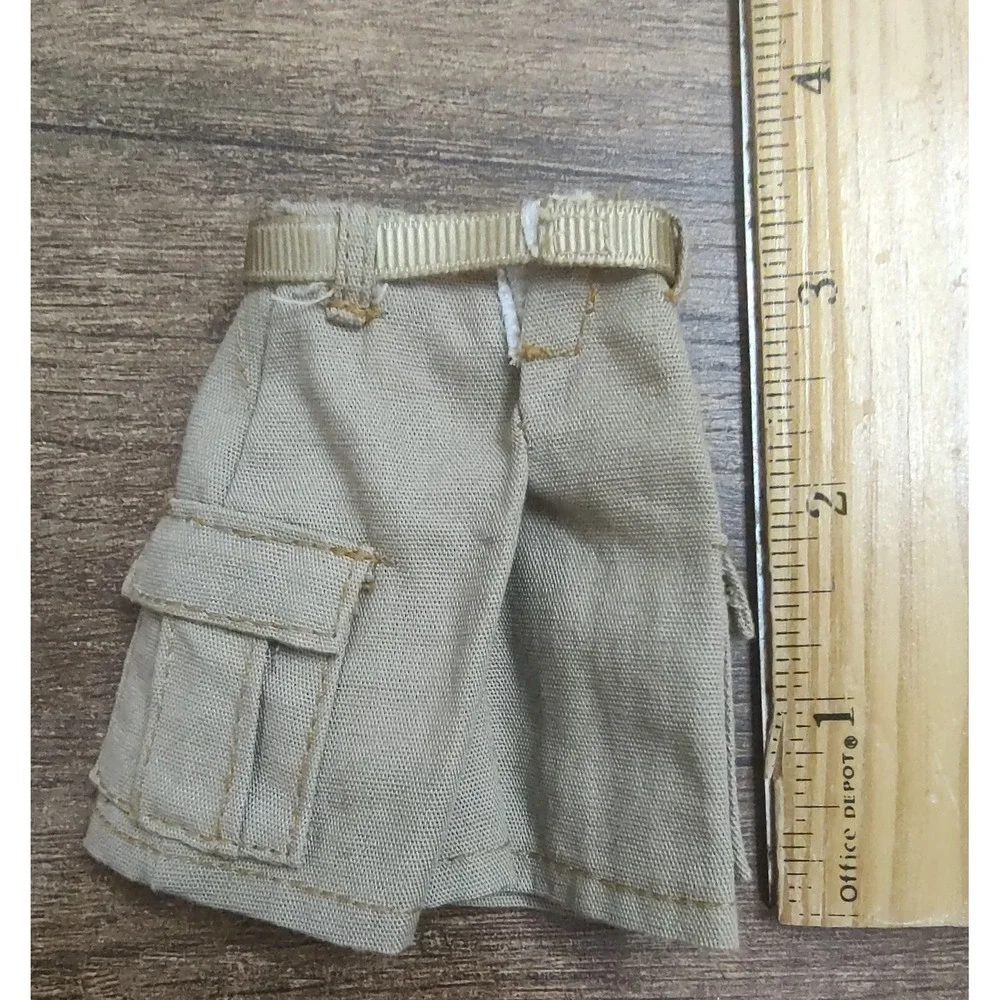Bratz Doll Clothing BOYZ Beige Cargo Shorts Z32